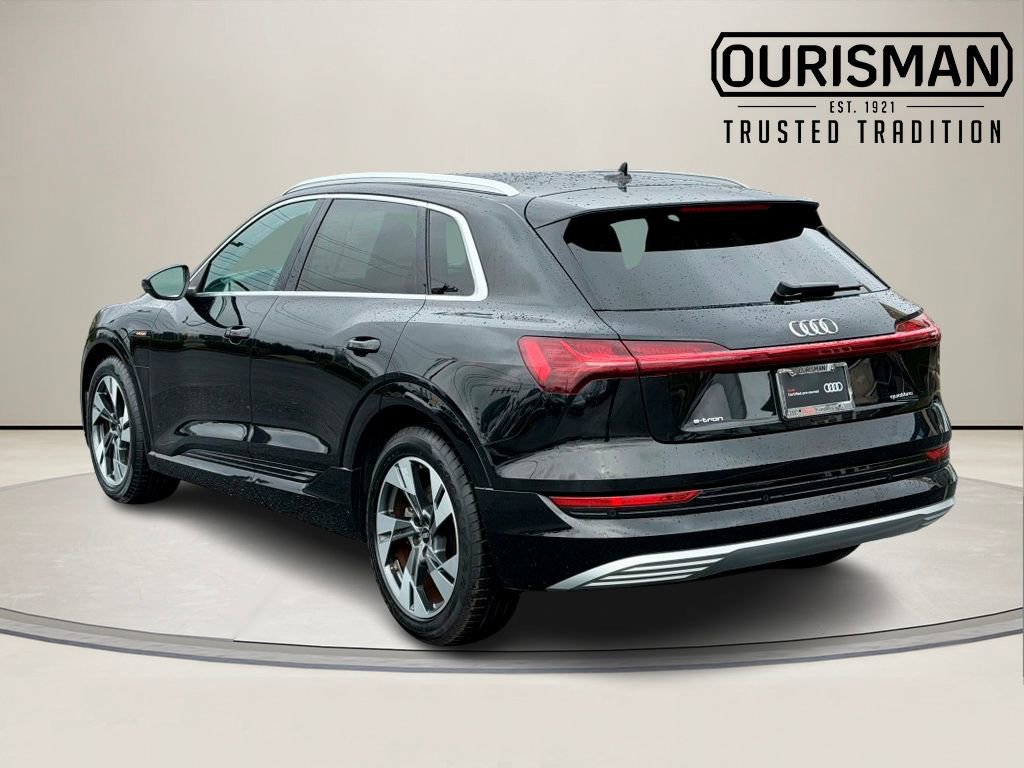 Certified 2022 Audi e-tron Premium image 6