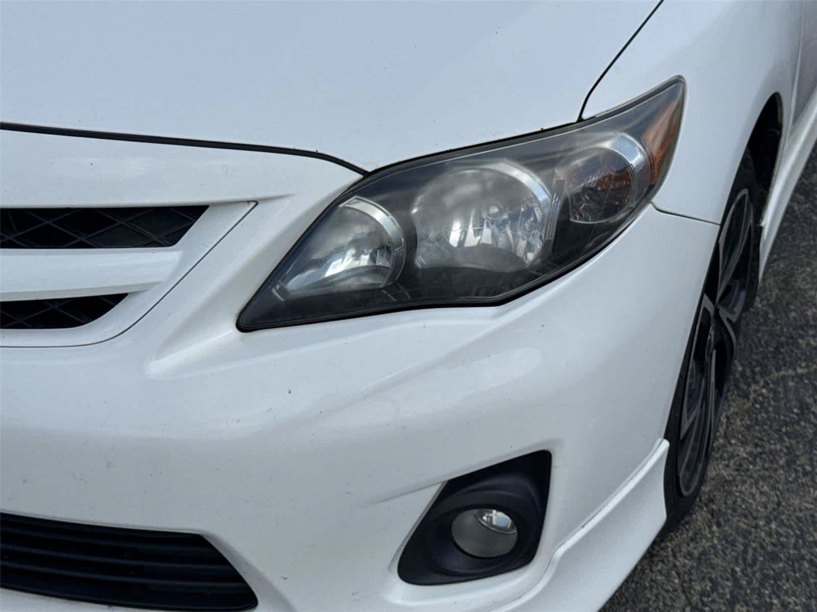 Used 2013 Toyota Corolla S w/ Premium Pkg FWD image 9