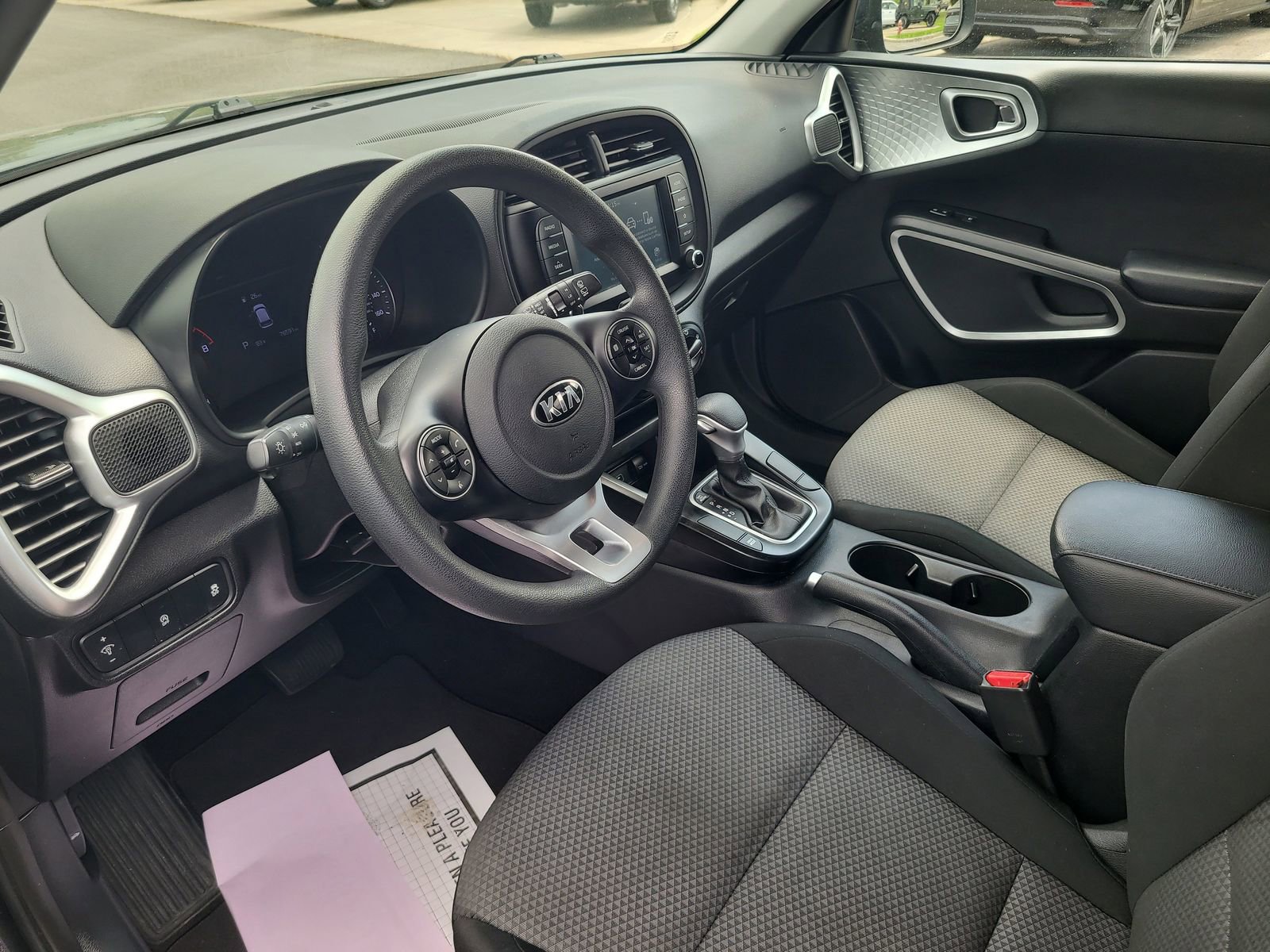 Used 2020 Kia Soul LX FWD image 10