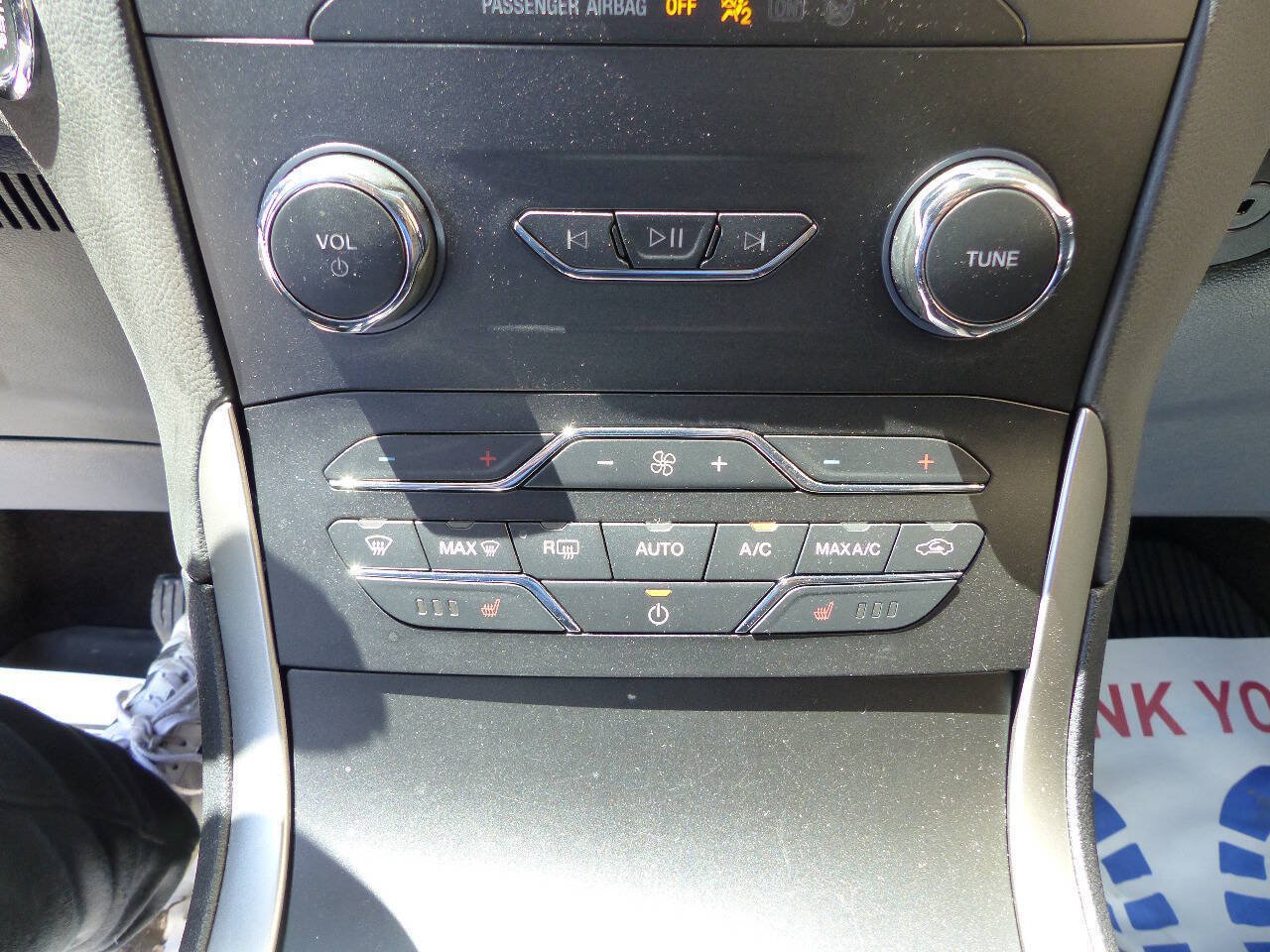 Used 2020 Ford Edge SEL w/ Convenience Package AWD/4WD image 33
