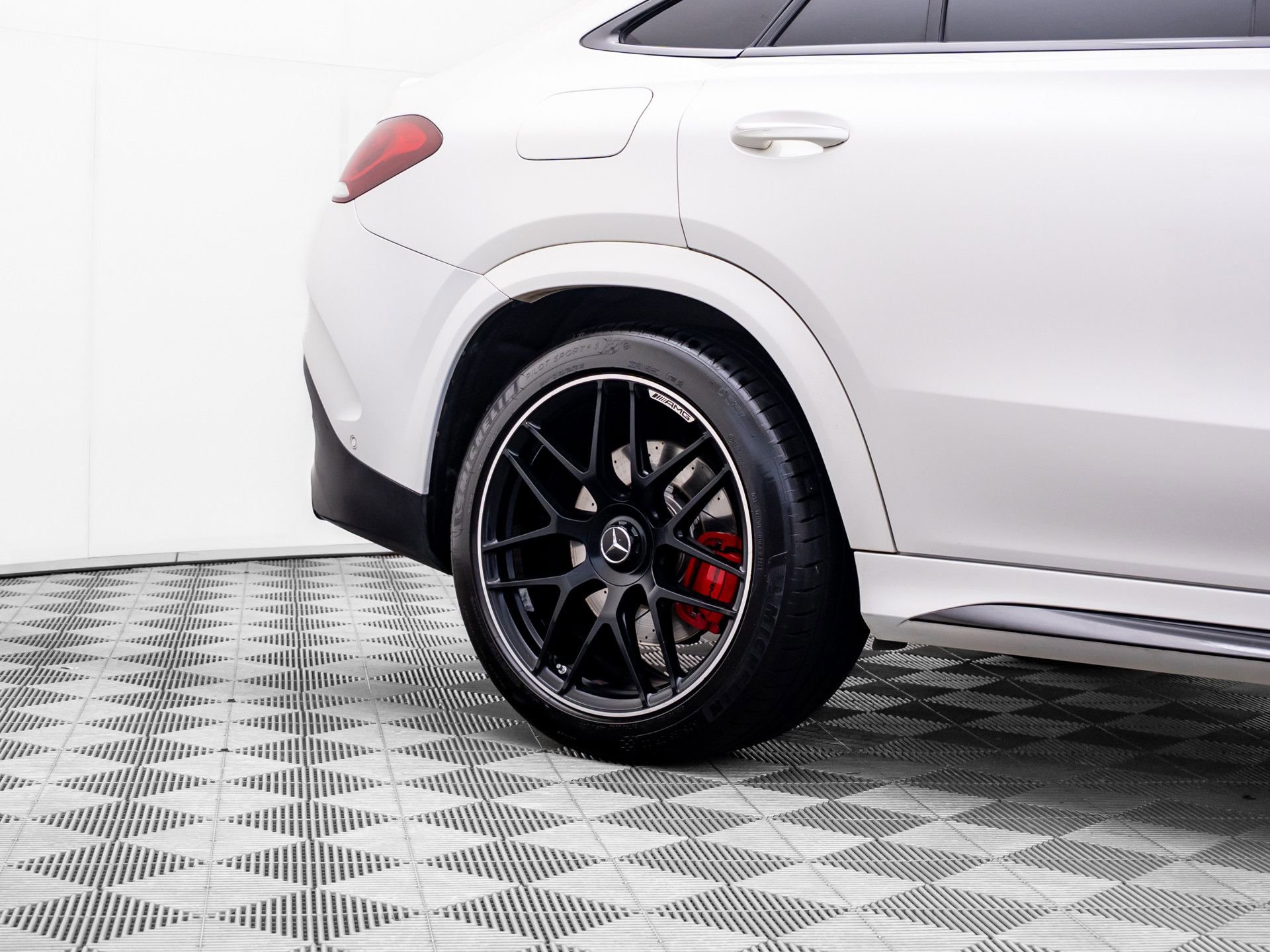 Used 2023 Mercedes-Benz GLE 63 AMG S image 33