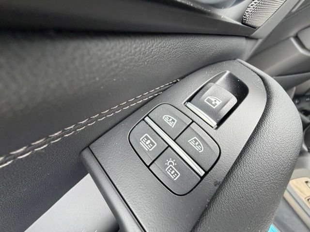 Used 2026 BMW X7 xDrive40i w/ M Sport Package AWD/4WD image 29