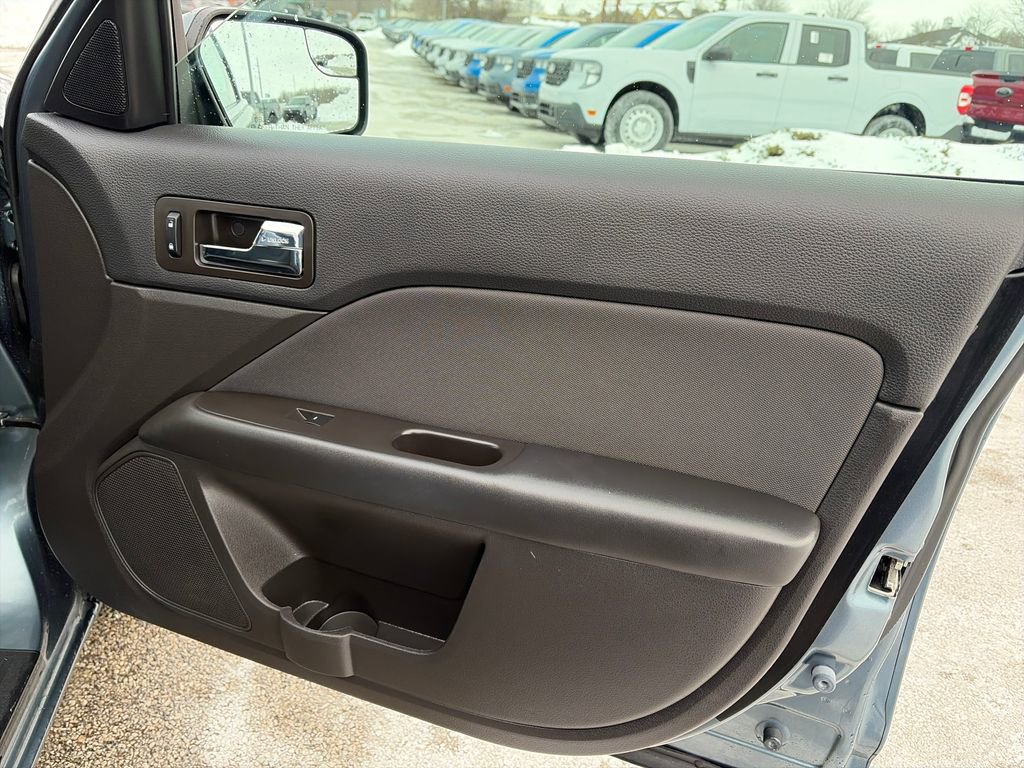 Used 2012 Ford Fusion SE image 13