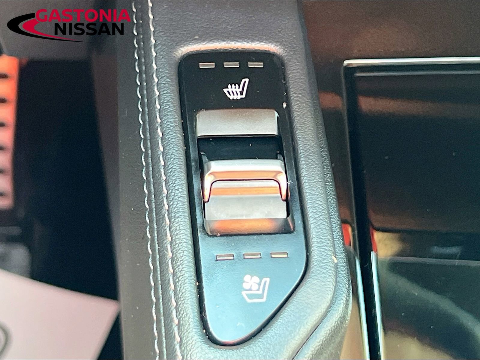 Used 2022 Kia Telluride SX w/ Towing Package image 27