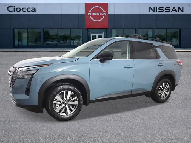 New 2026 Nissan Pathfinder SL w/ Cargo Package AWD/4WD image 2