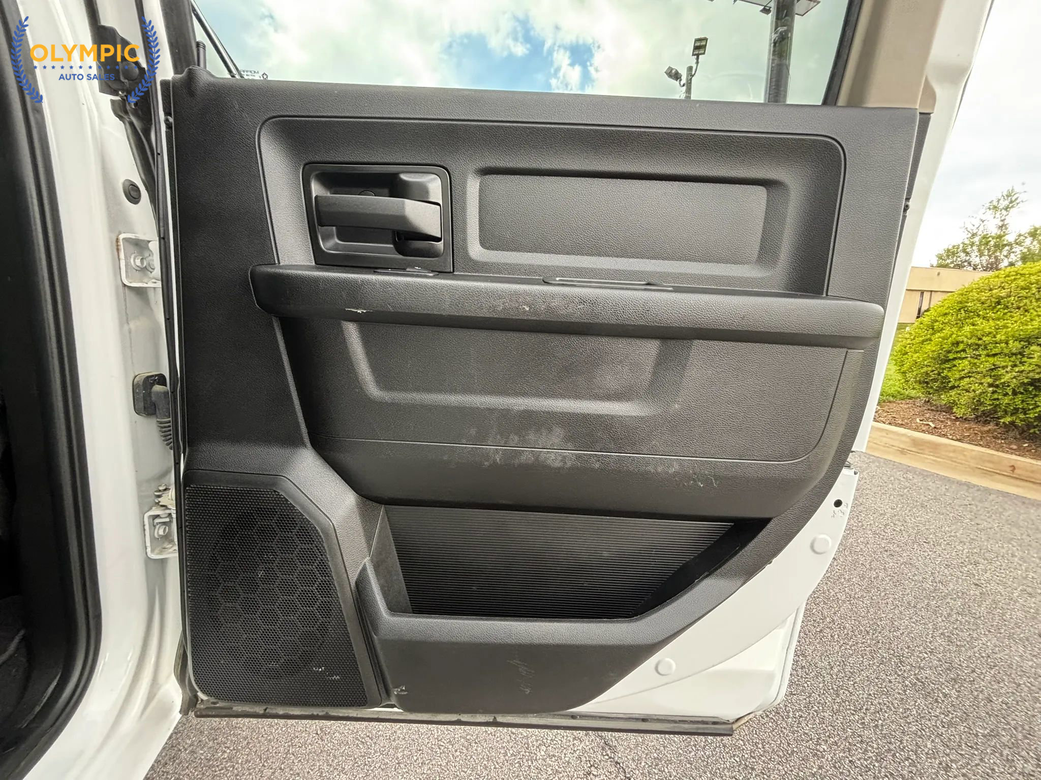 Used 2022 RAM 1500 Tradesman w/ Chrome Plus Package image 38