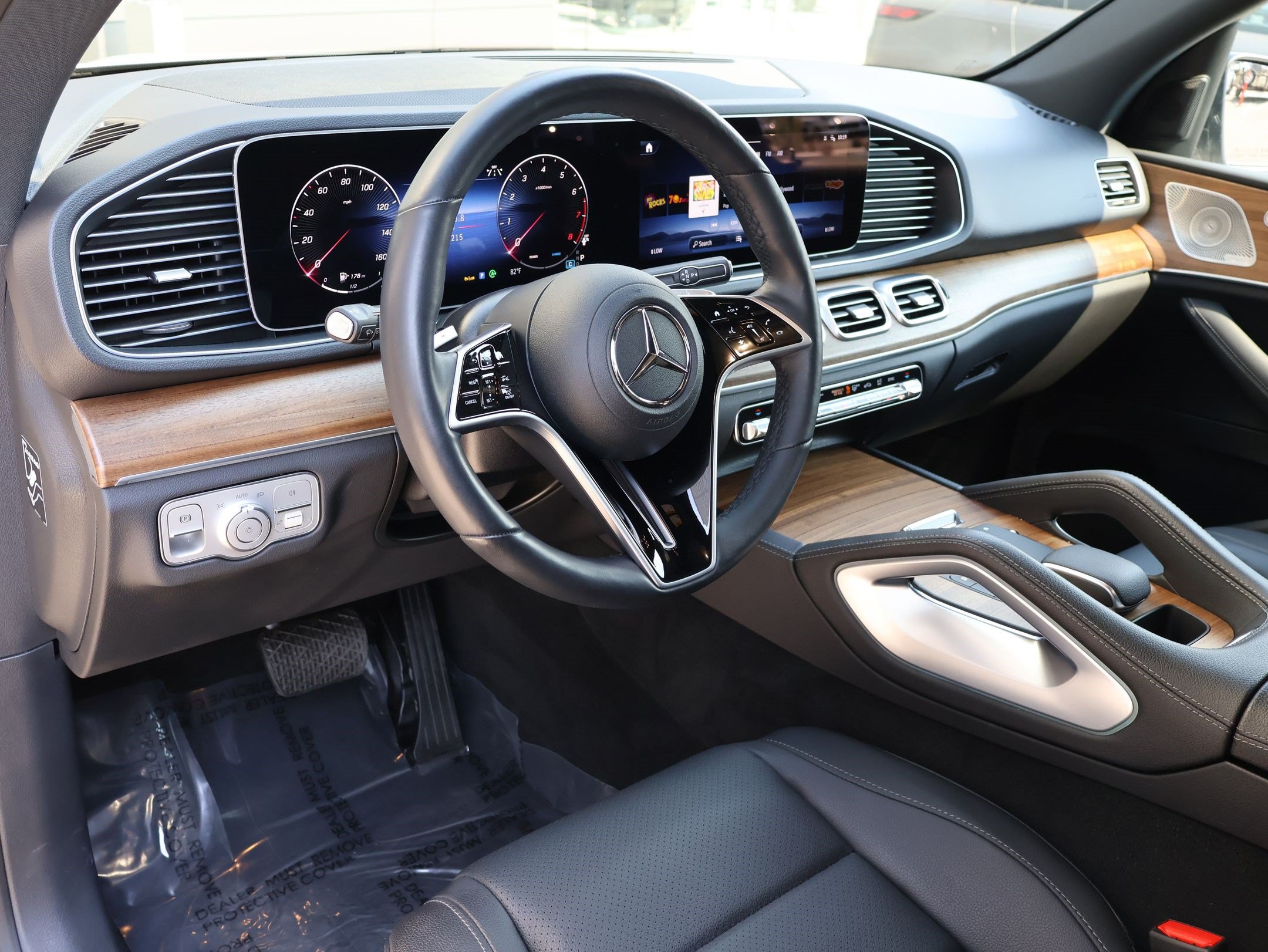 Used 2025 Mercedes-Benz GLE 450 4MATIC image 13
