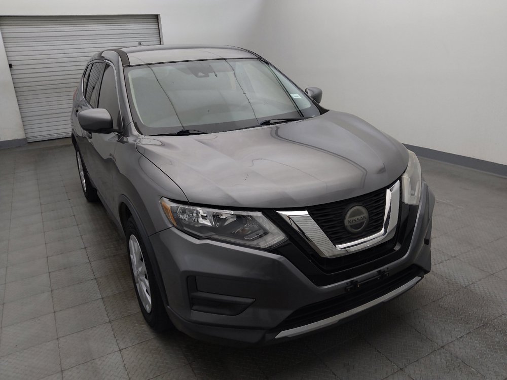 Used 2020 Nissan Rogue S FWD image 14