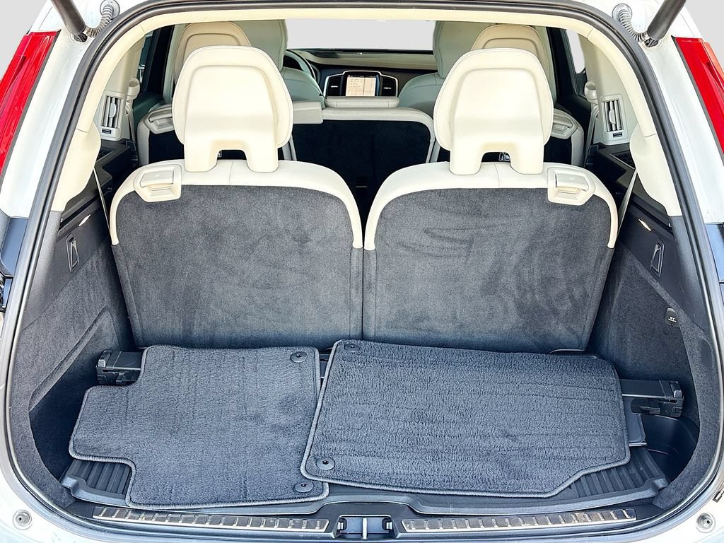 Used 2023 Volvo XC90 B6 Core w/ Protection Package Premier AWD/4WD image 29