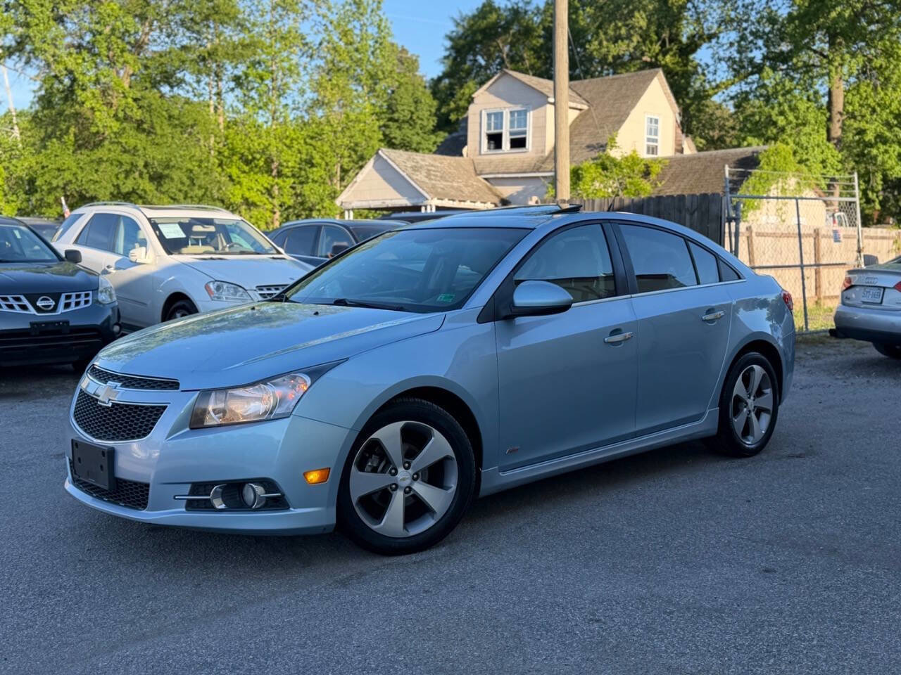 Used 2011 Chevrolet Cruze LTZ w/ RS Package FWD image 3