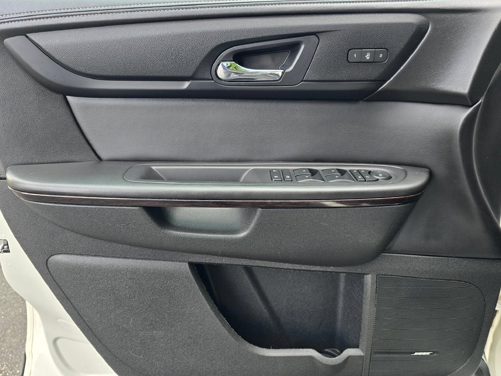 Used 2015 Chevrolet Traverse LTZ AWD/4WD image 23