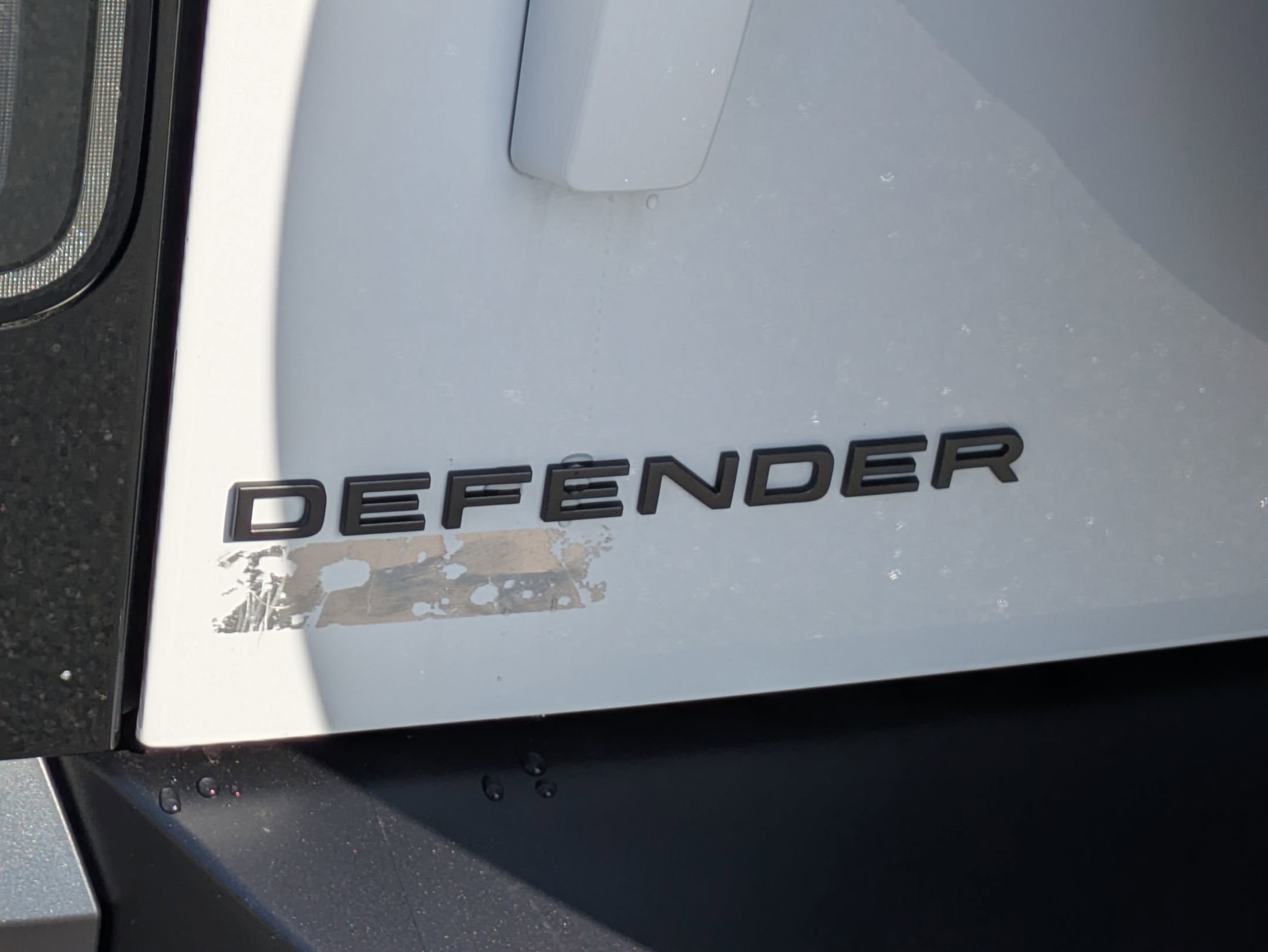 New 2026 Land Rover Defender 110 X-Dynamic SE image 34