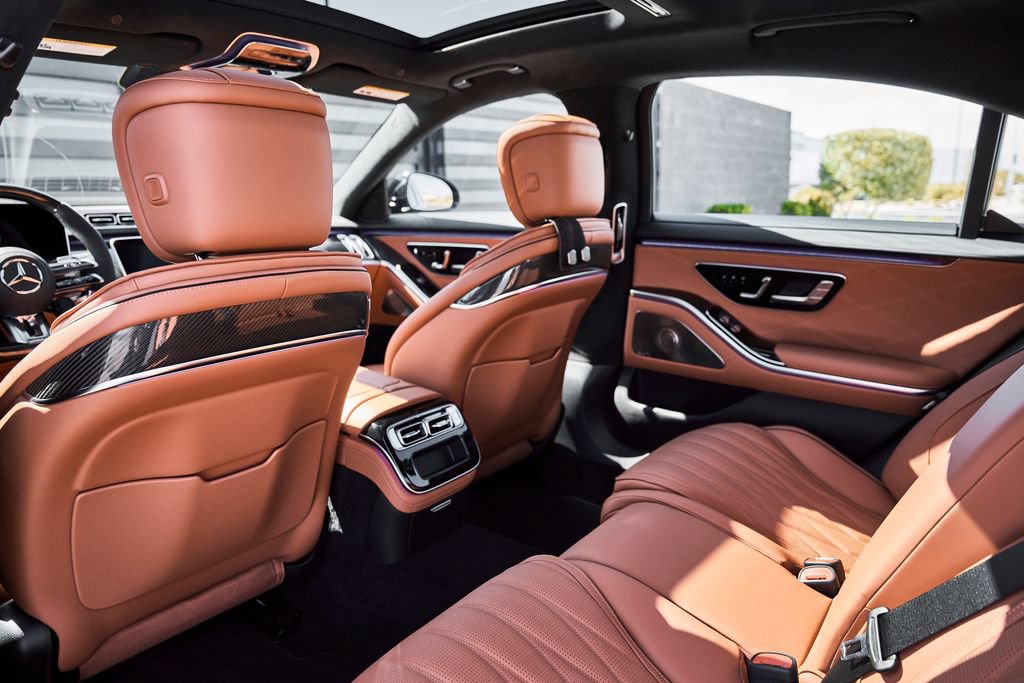 Used 2024 Mercedes-Benz S 63 AMG S image 39