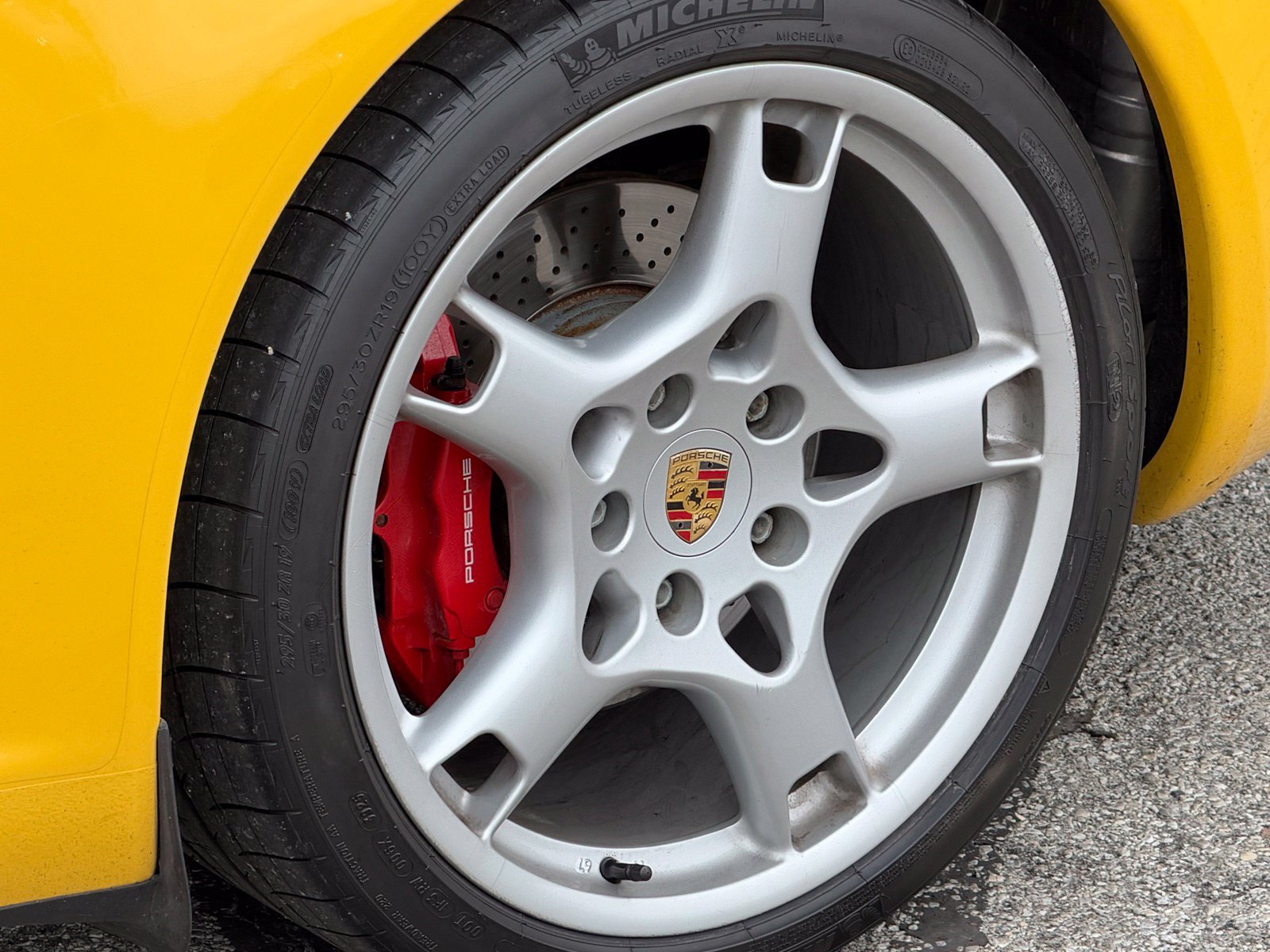 Used 2006 Porsche 911 Carrera S RWD image 15