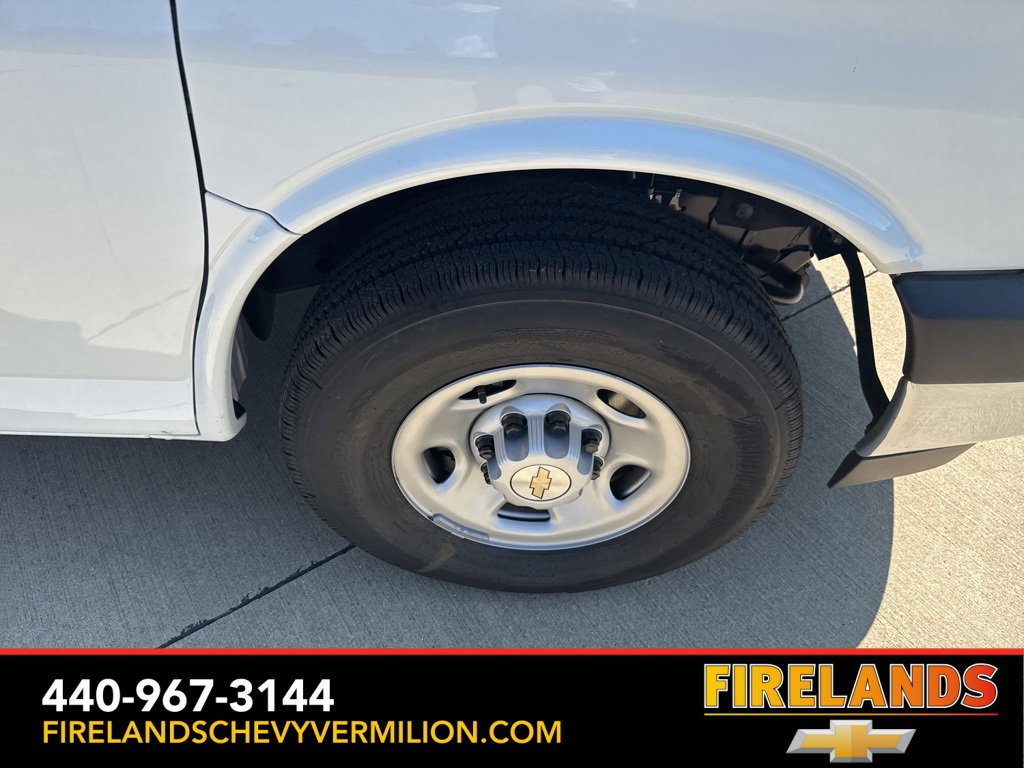 New 2025 Chevrolet Express 2500 Work Van w/ Driver Convenience Package image 37