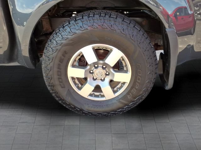 Used 2012 Nissan Frontier PRO-4X w/ Pro-4x Luxury Pkg AWD/4WD image 9