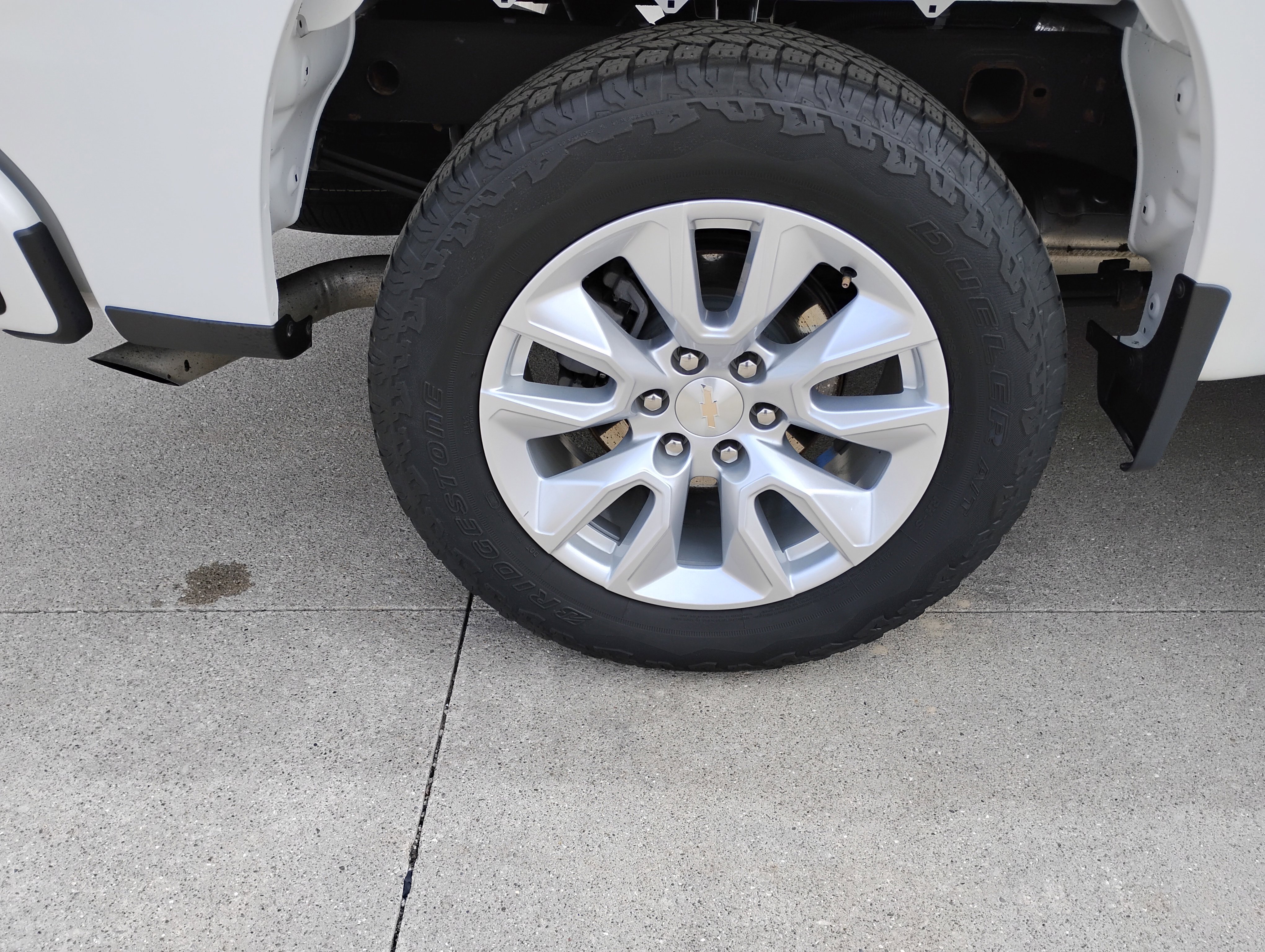 Used 2022 Chevrolet Silverado 1500 Custom AWD/4WD image 26