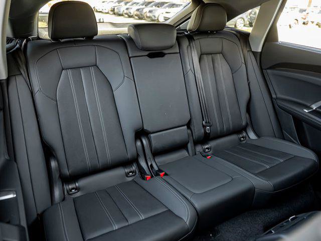 Certified 2025 Audi Q5 Premium Plus w/ Premium Plus image 29