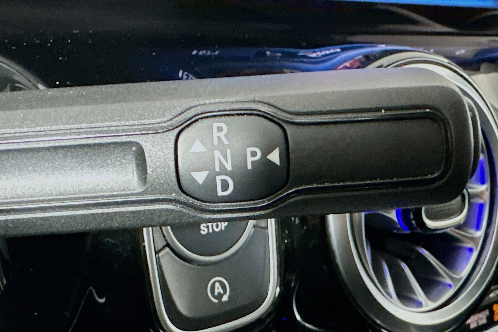 Used 2025 Mercedes-Benz GLA 250 4MATIC image 7