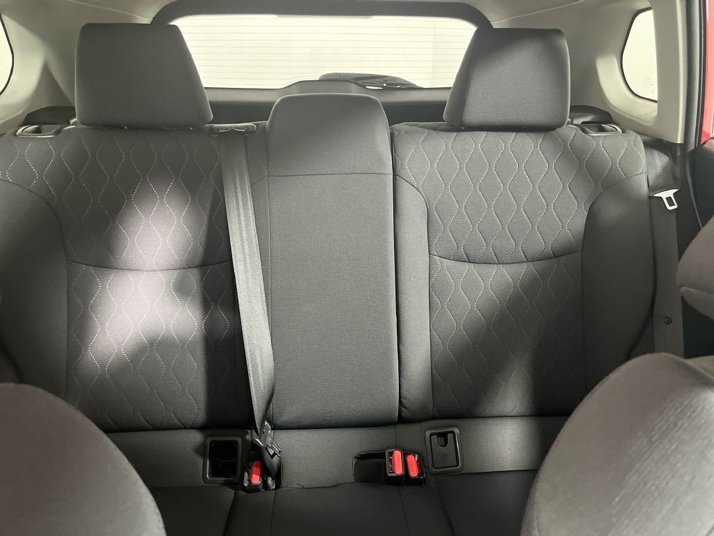 Used 2022 Toyota Corolla Cross LE w/ Moonroof Package FWD image 30