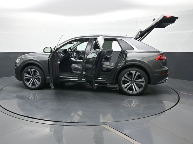 Used 2019 Audi Q8 Premium Plus w/ Premium Plus AWD/4WD image 33