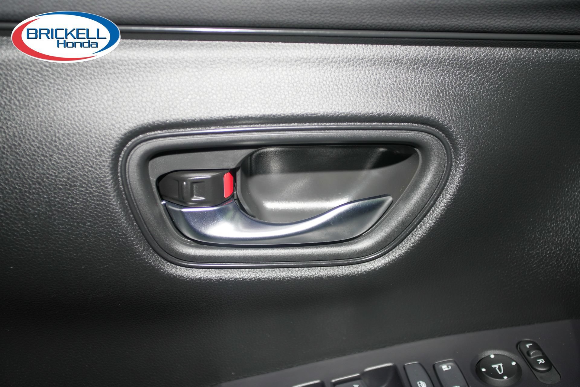 Certified 2024 Honda HR-V LX image 33