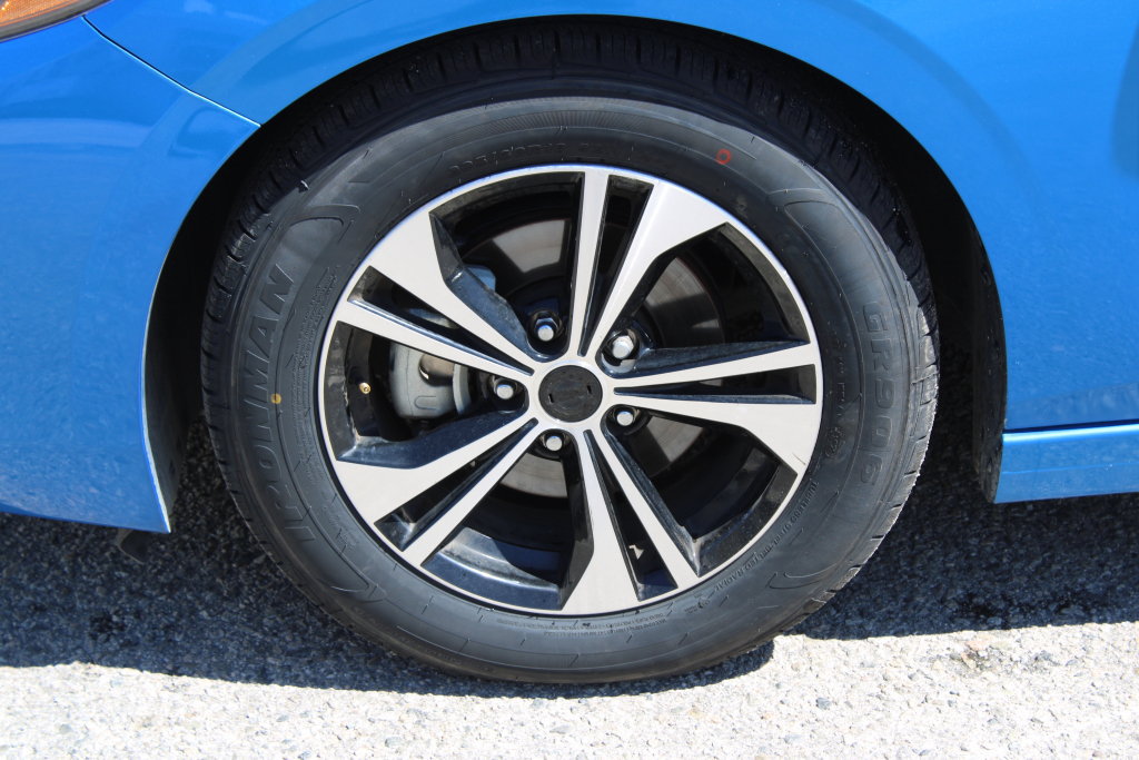 Used 2023 Nissan Sentra SV FWD image 8