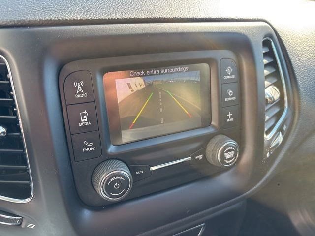 Used 2018 Jeep Compass Latitude w/ Cold Weather Group image 22