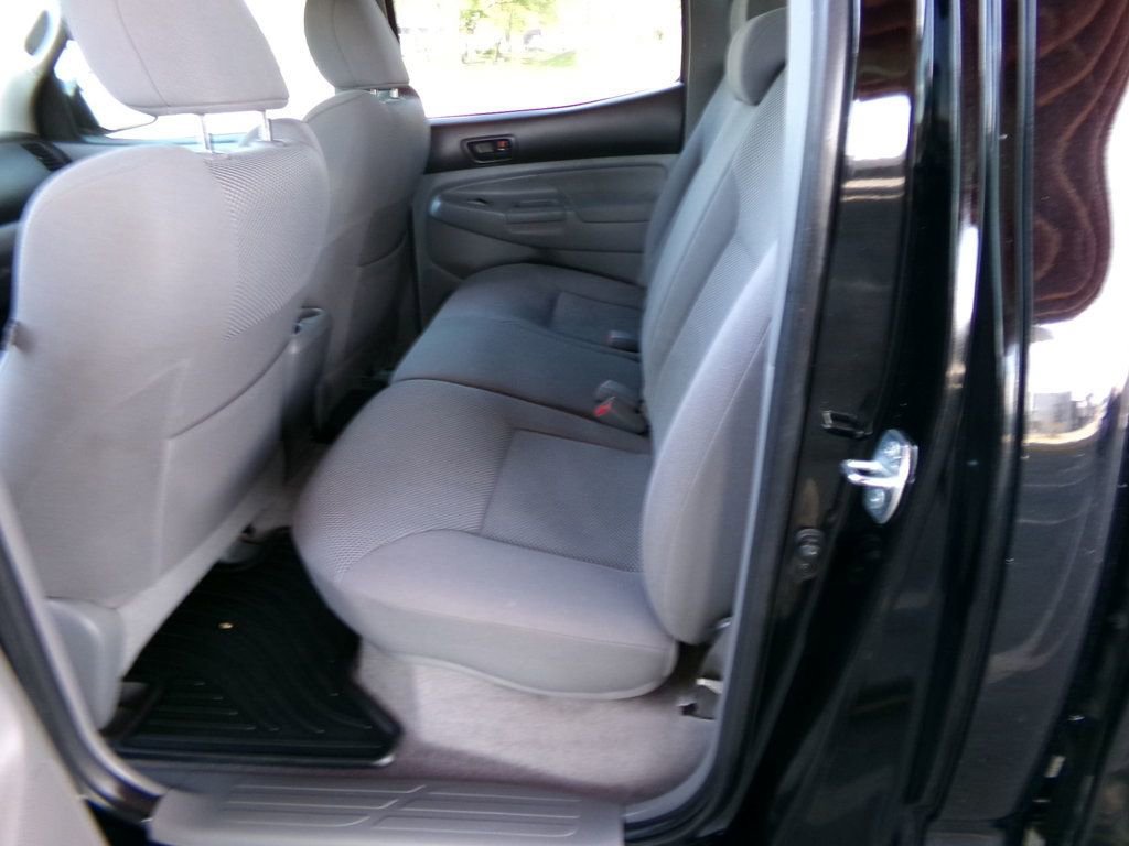Used 2011 Toyota Tacoma PreRunner w/ TRD Sport Pkg RWD image 13
