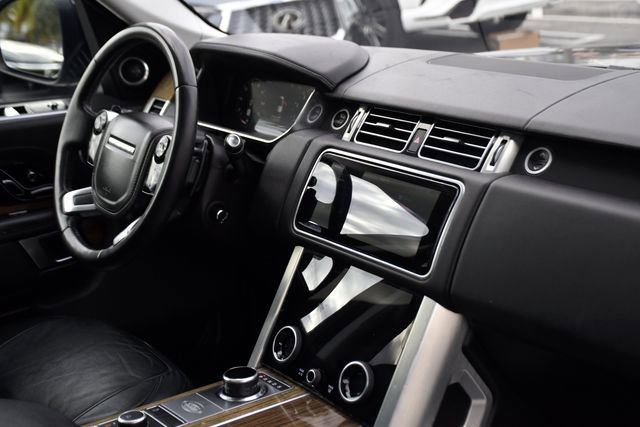 Used 2019 Land Rover Range Rover image 31