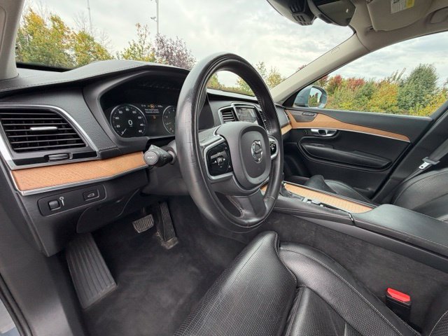 Used 2020 Volvo XC90 T6 Inscription w/ Protection Package Premier AWD/4WD image 18