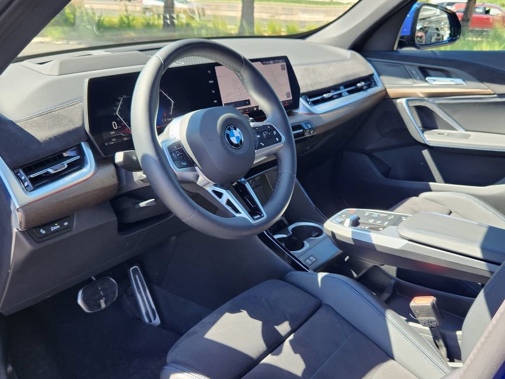 Used 2026 BMW X1 xDrive28i w/ Technology Package AWD/4WD image 8