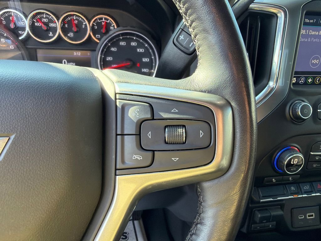 Used 2021 Chevrolet Silverado 1500 RST image 24