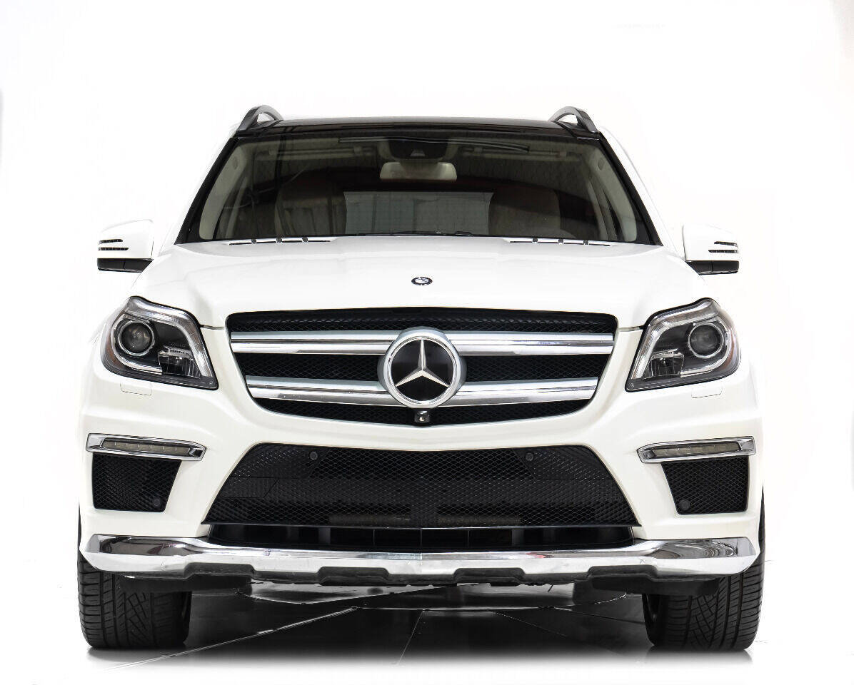 Used 2014 Mercedes-Benz GL 550 4MATIC image 8