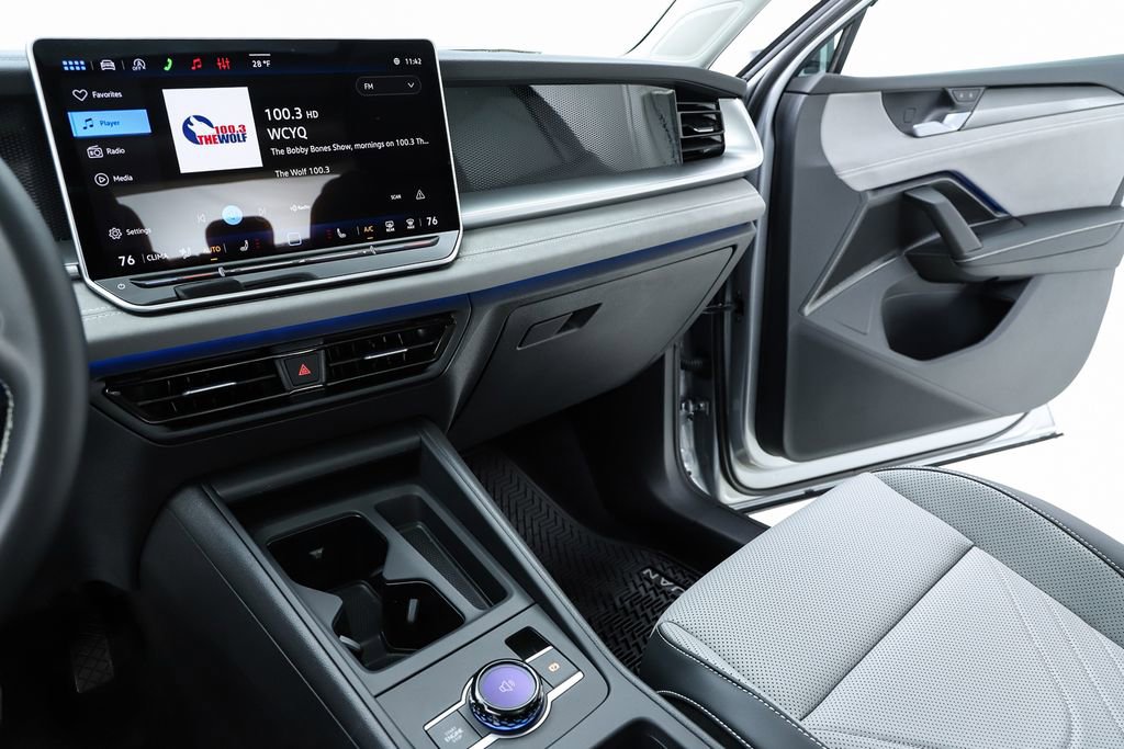 New 2026 Volkswagen Tiguan SE image 23