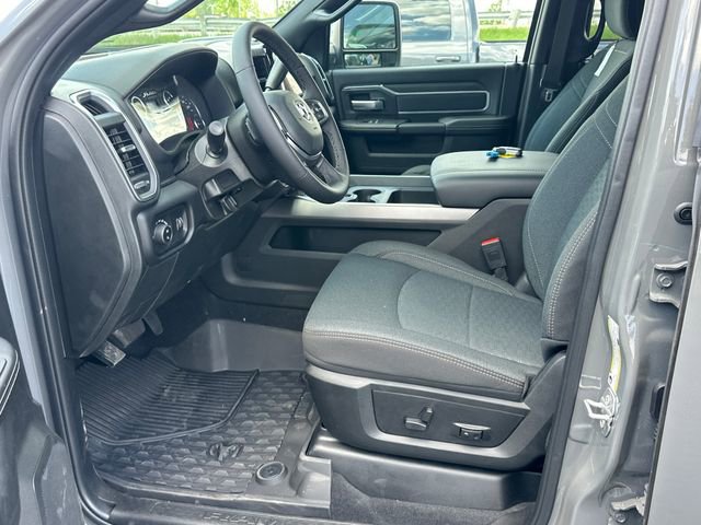 New 2026 RAM 2500 Big Horn AWD/4WD image 9