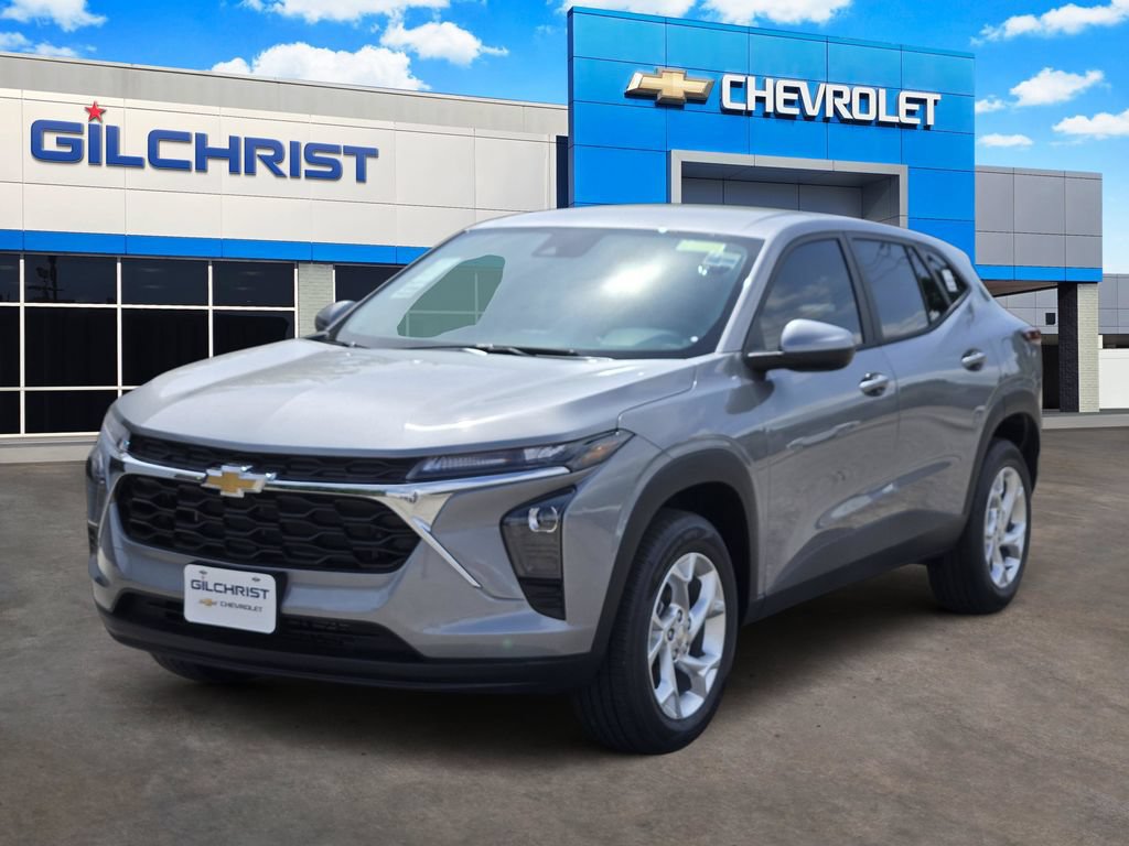 New 2026 Chevrolet Trax LS w/ LS Convenience Package FWD image 4