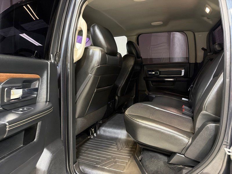 Used 2015 RAM 3500 Laramie w/ Convenience Group AWD/4WD image 25