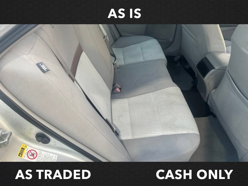 Used 2012 Toyota Camry LE FWD image 16