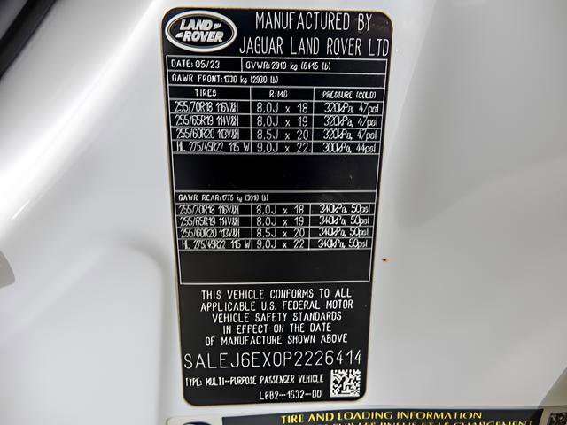 Used 2023 Land Rover Defender 90 S AWD/4WD image 27