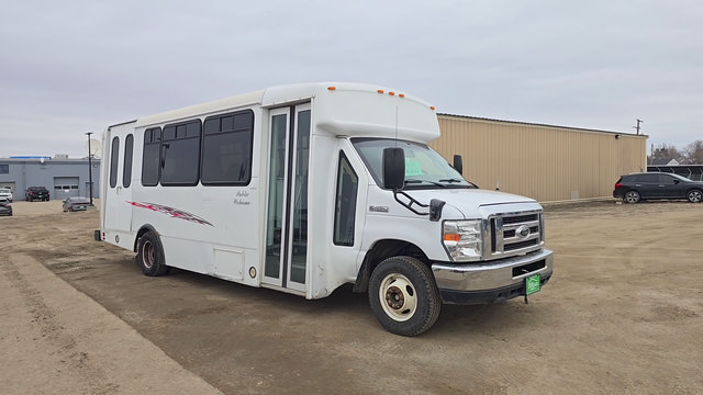 Used 2013 Ford E-450 and Econoline 450 Super Duty w/ Shuttle Bus Prep Pkg RWD image 7