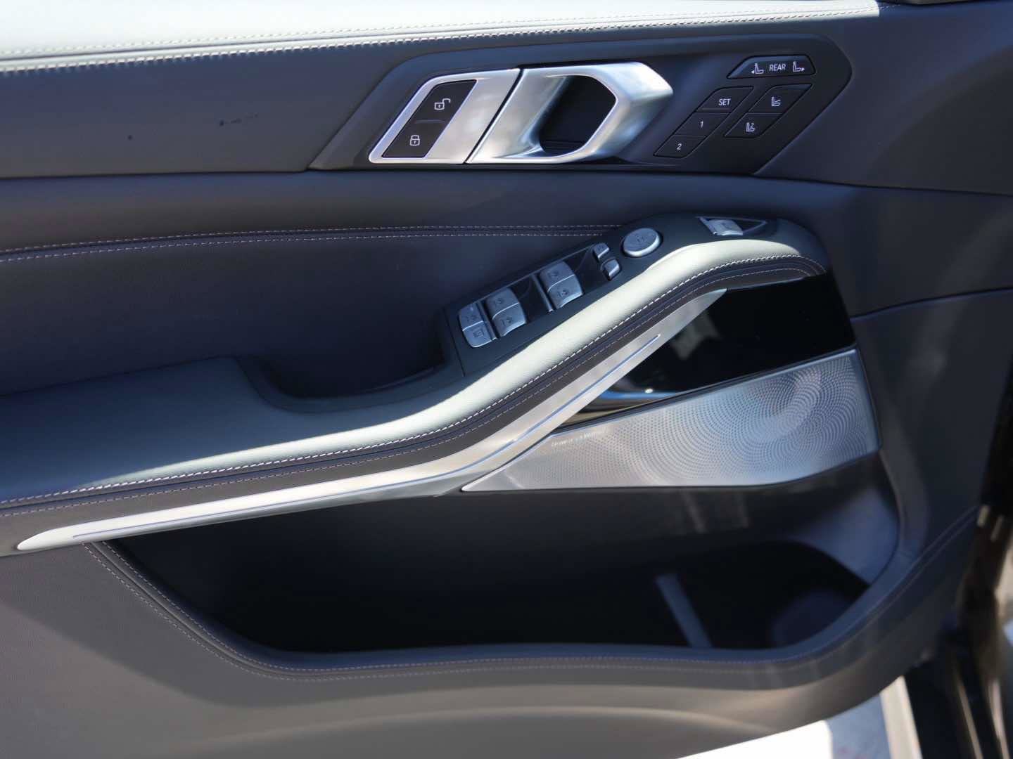 New 2026 BMW ALPINA XB7 AWD/4WD image 15
