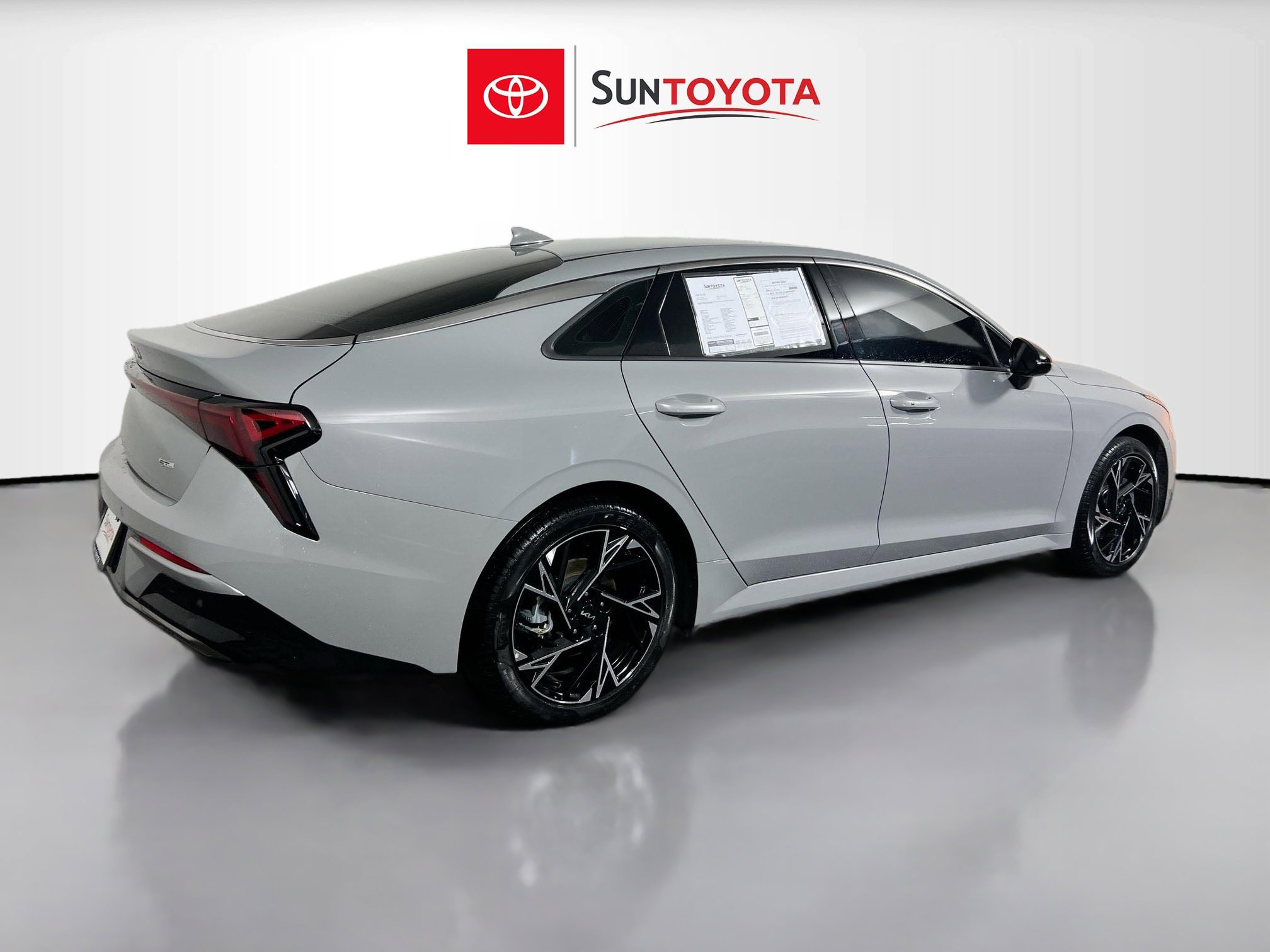 Used 2026 Kia K5 GT-Line w/ GT-Line Red Interior Package AWD/4WD image 4