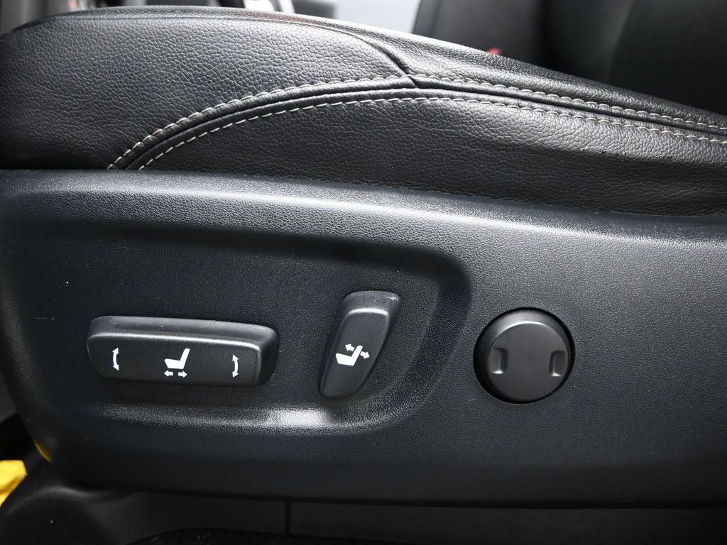 Used 2022 Toyota 4Runner Limited image 10