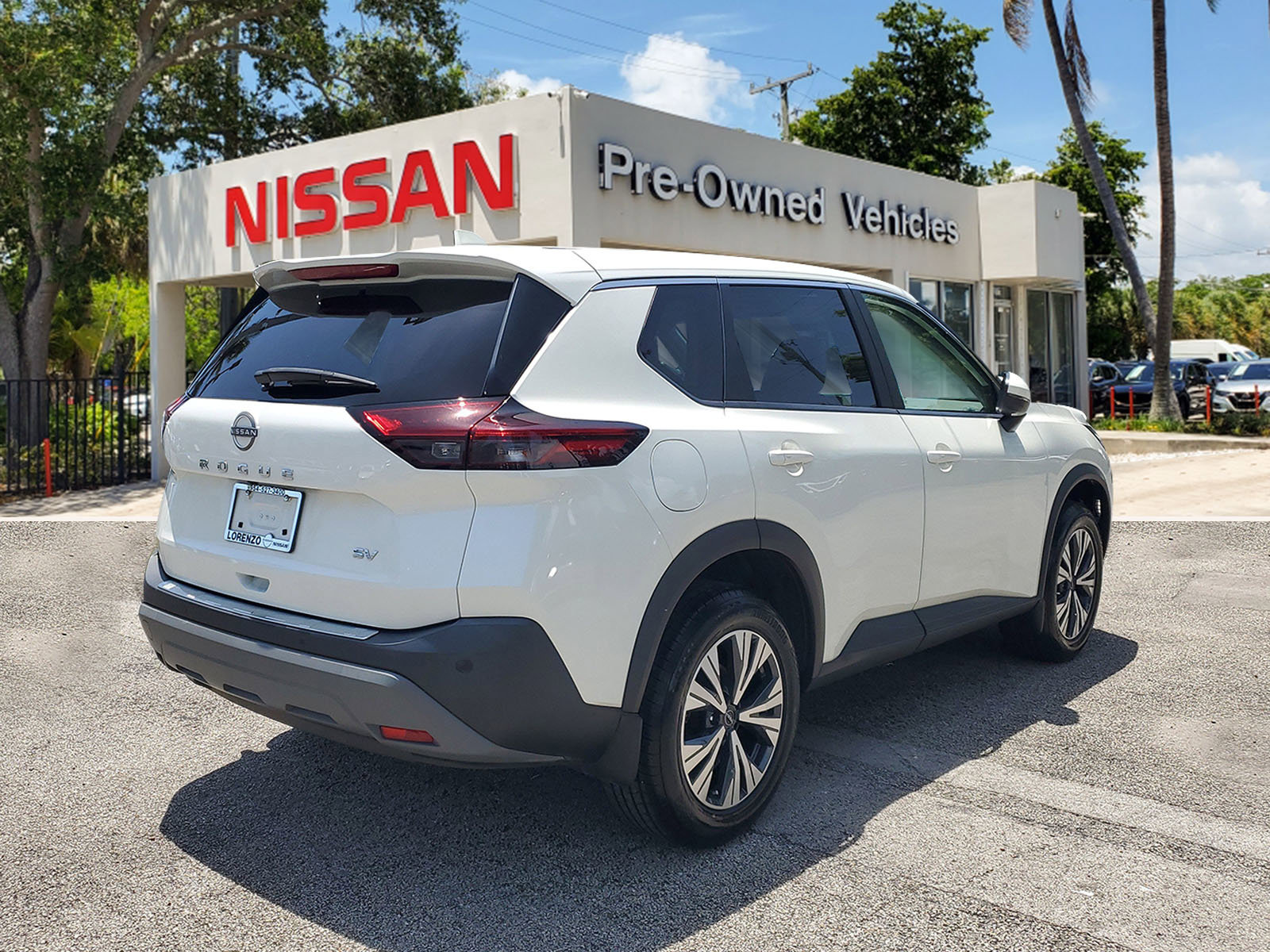 Certified 2023 Nissan Rogue SV image 4