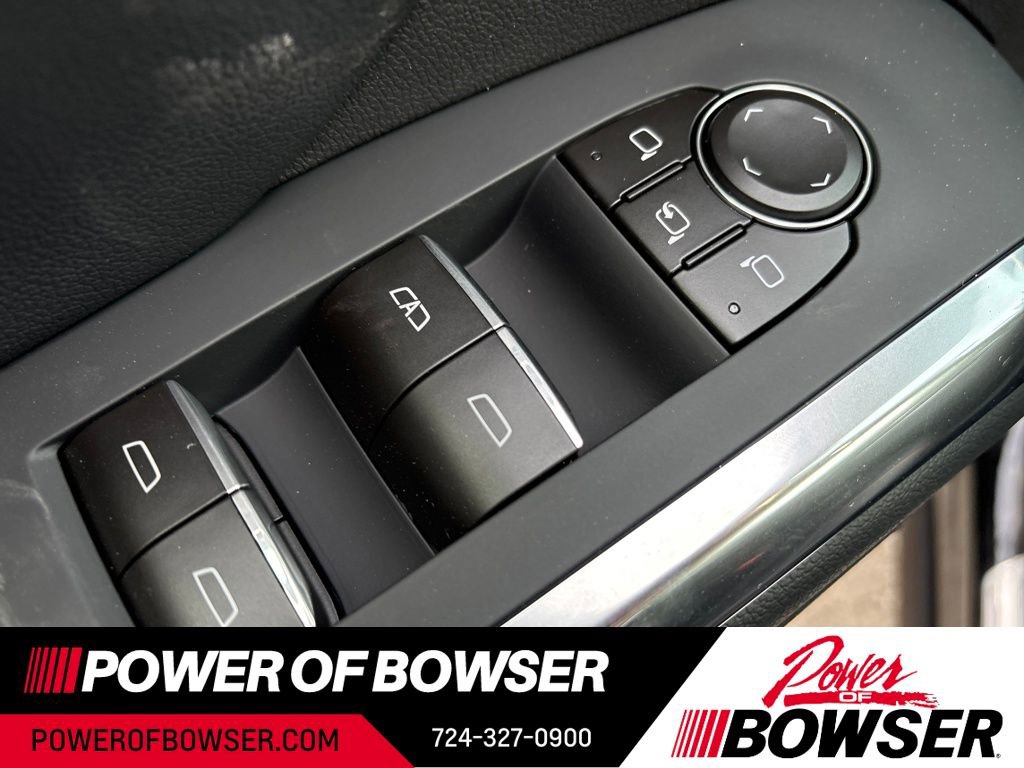 New 2026 Chevrolet Traverse RS w/ LPO, Floor Liner Package image 7