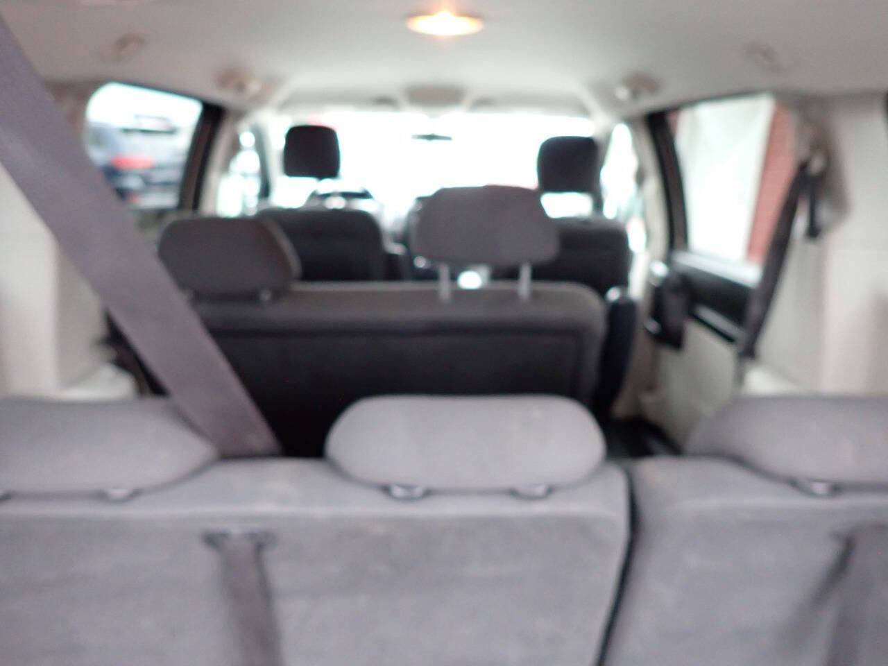 Used 2008 Dodge Grand Caravan SE w/ PWR Window Group image 9