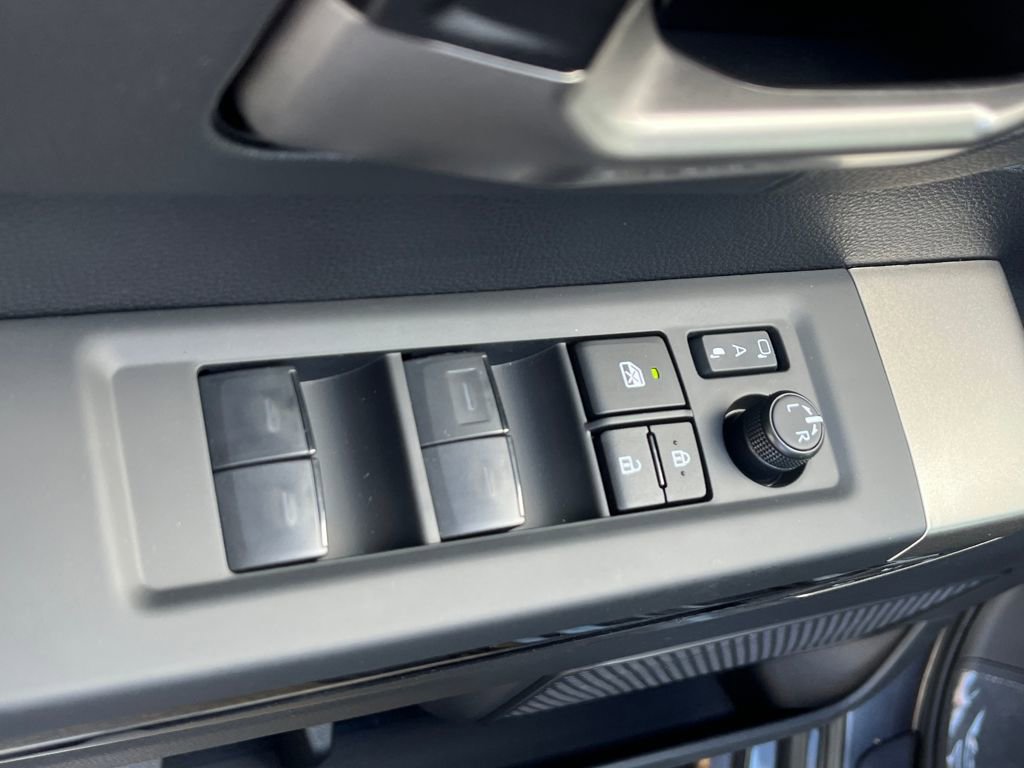 New 2026 Toyota Tundra Limited image 6