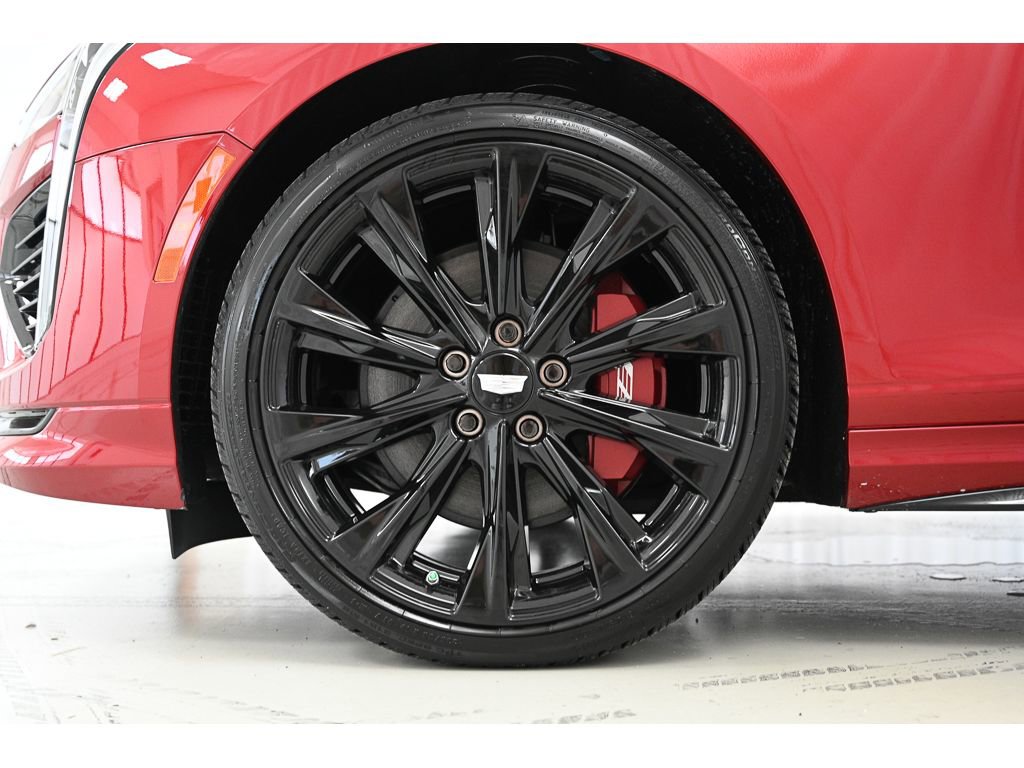 New 2025 Cadillac CT4 V w/ Super Cruise Package image 8