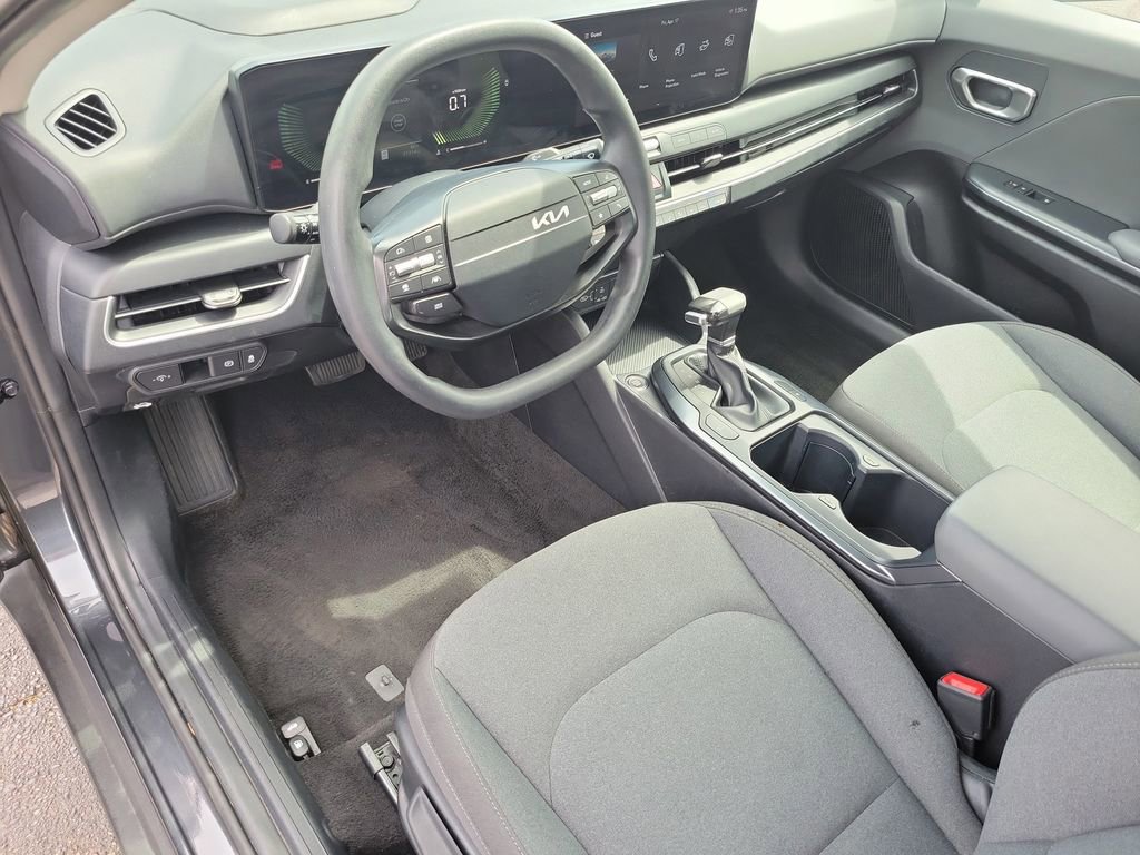 Used 2025 Kia K4 FWD image 18